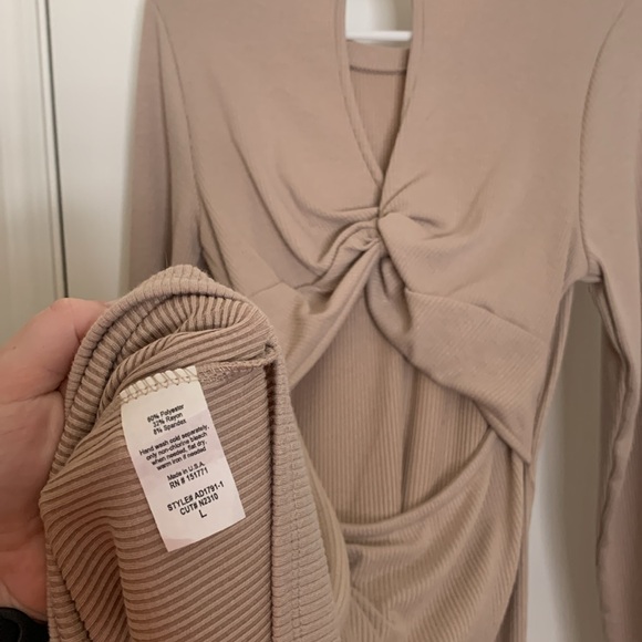 Gilli Nude Stretchy Open Back Long Sleeve Midi Dress - Picture 7 of 7